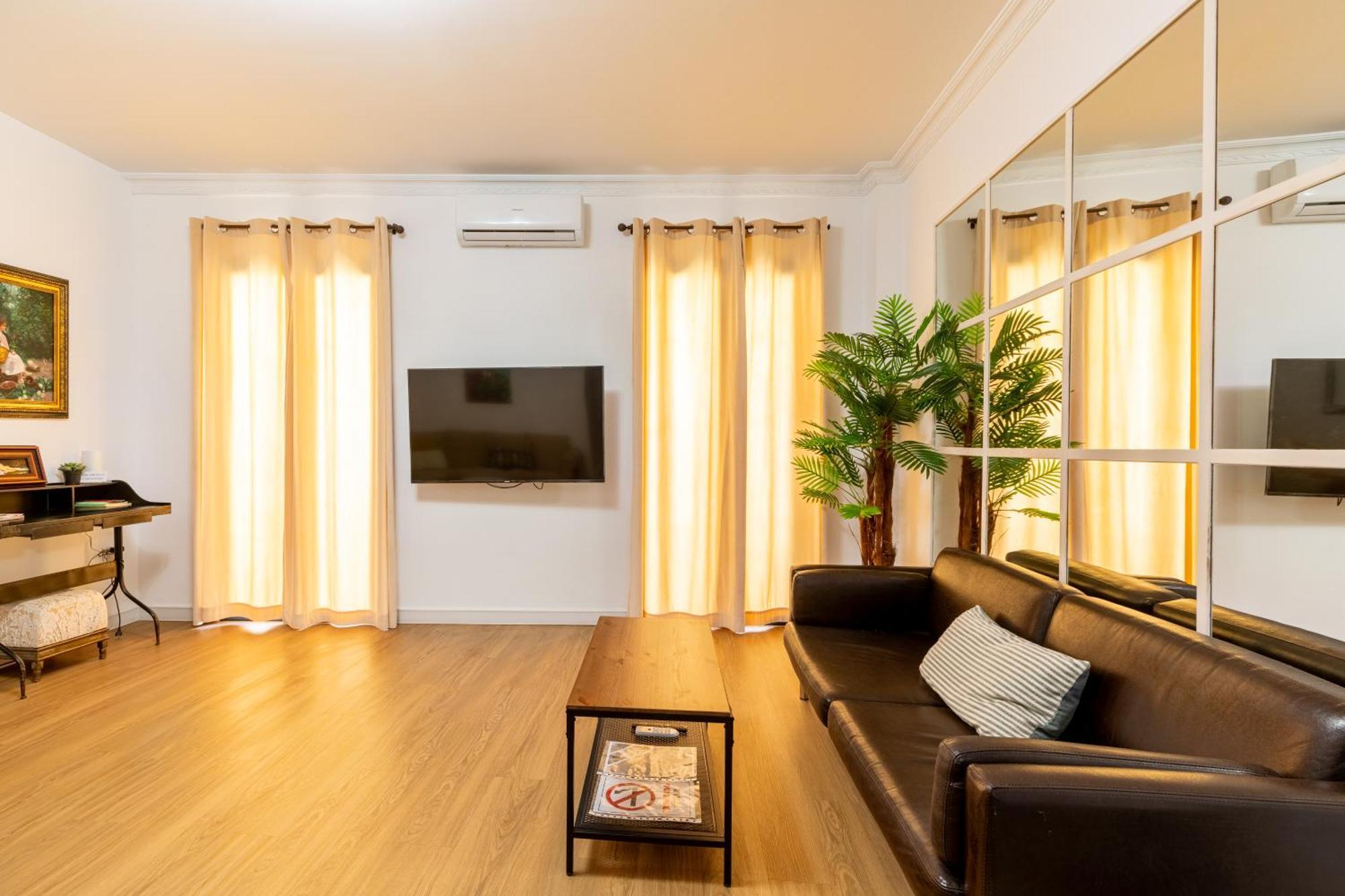 House Sevillana Parking المظهر الخارجي الصورة