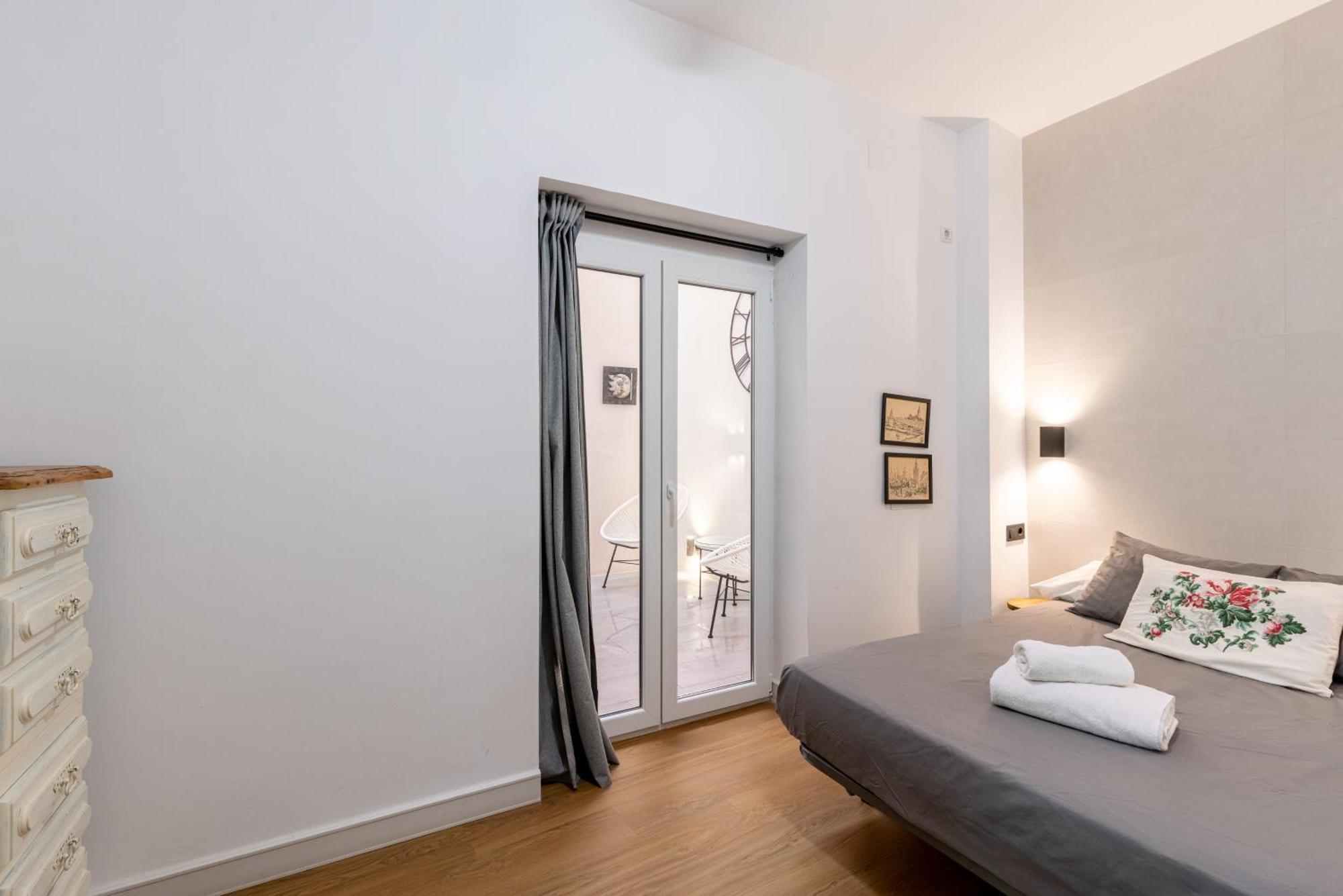 House Sevillana Parking المظهر الخارجي الصورة